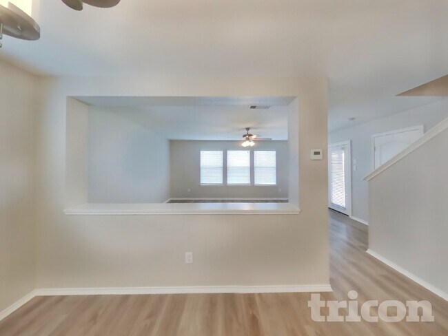 Building Photo - 11059 Barclay Point