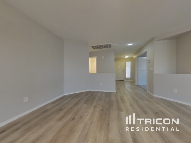 Foto del edificio - 11614 W Hopi St