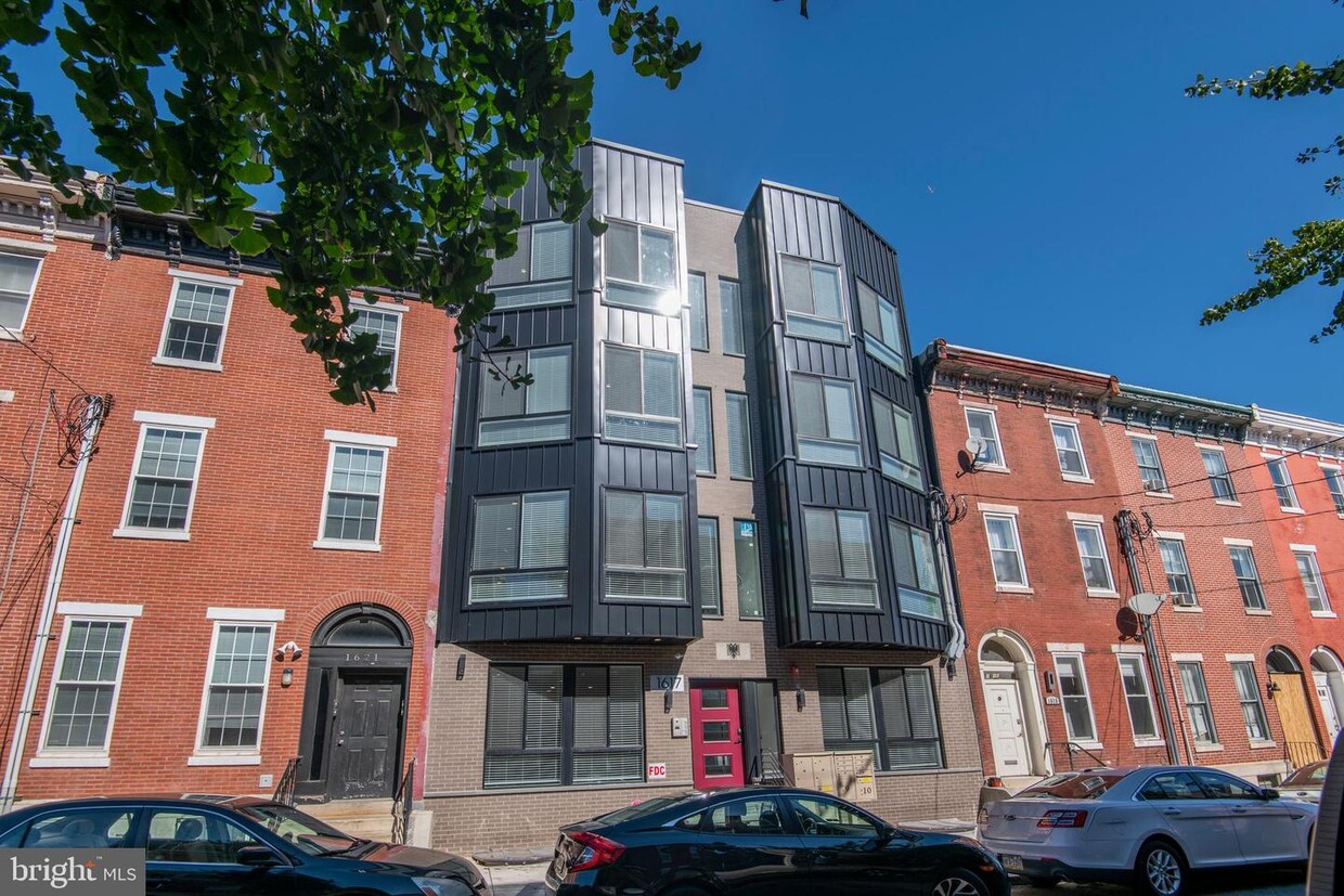 Primary Photo - 1617 Brown St