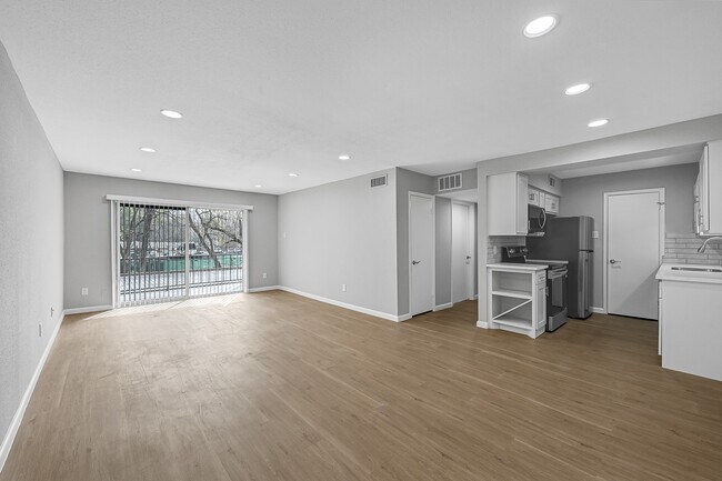 Foto del edificio - 7555 Katy Fwy