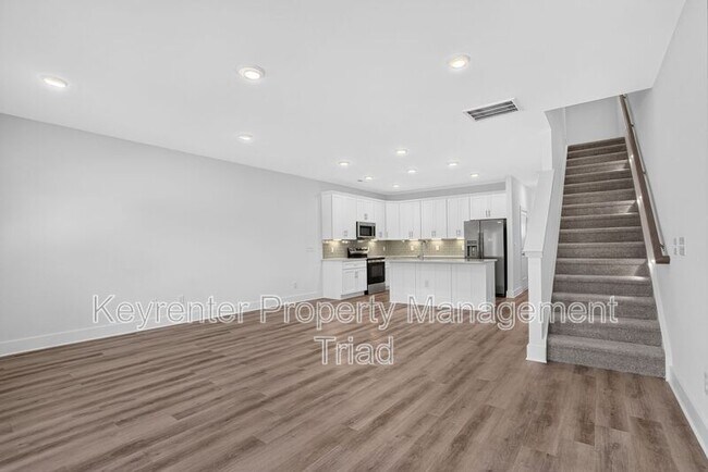 Foto del edificio - 3703 Bridleton Ridge Trail