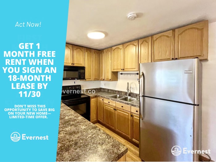 Foto principal - 3663 S Sheridan Blvd