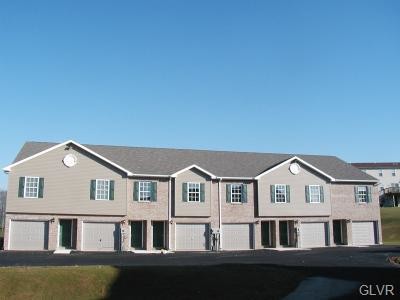 Building Photo - 7280 Adams Ct