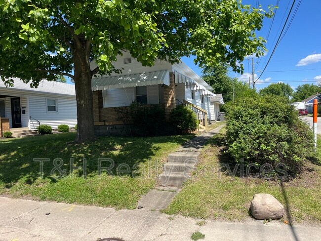 Foto del edificio - 1303 N Grant Ave