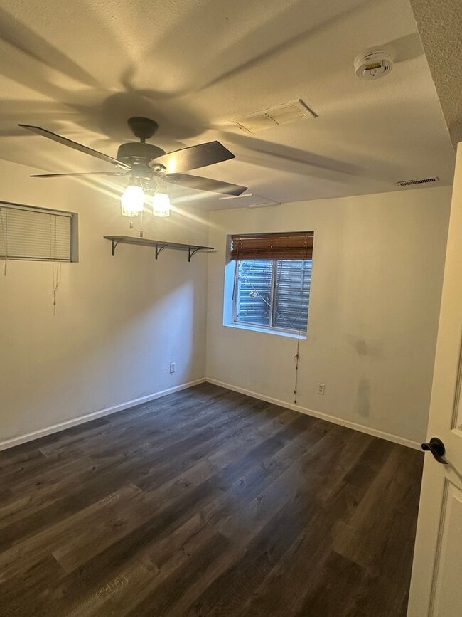 Foto del edificio - Move-In Ready 4-Bedroom Home in Stetson Hills with Fenced Yard