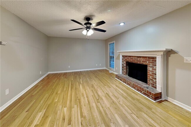 Foto del edificio - 4241 Glenforest Way