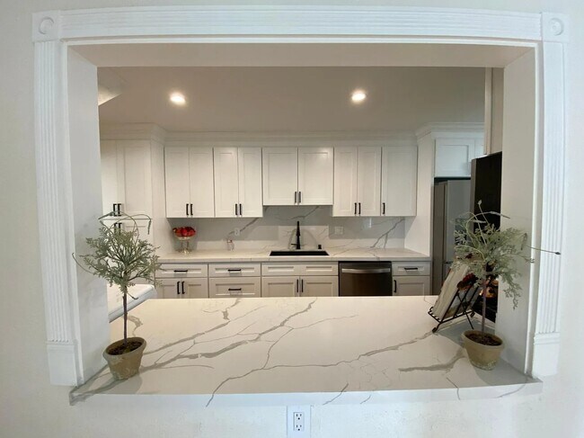 Foto del edificio - 2937 W Carson St