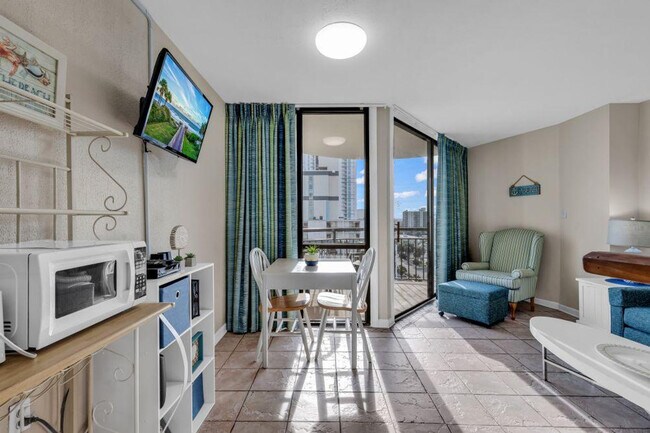 Foto del edificio - 2310 N Ocean Blvd
