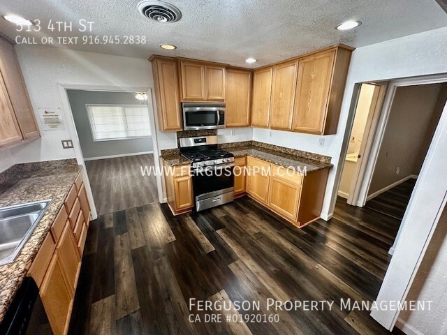 Building Photo - Nicely Remodeled Three Bedroom Home in Whe...