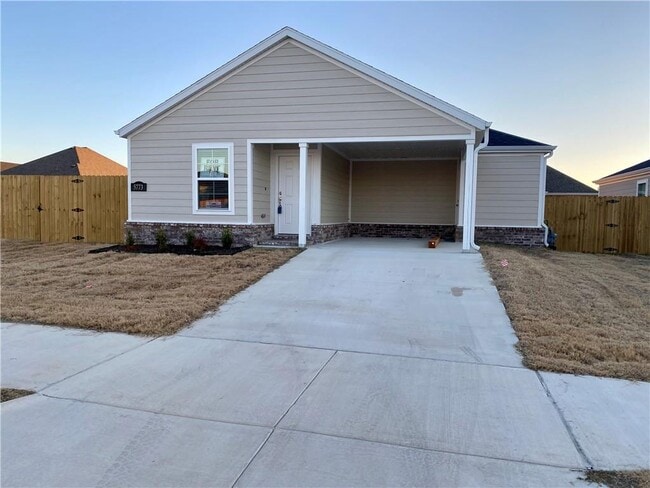 Building Photo - 5773 W Holdcroft Dr
