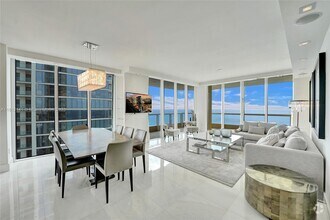 Building Photo - 17875 Collins Ave