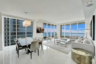 Building Photo - 17875 Collins Ave