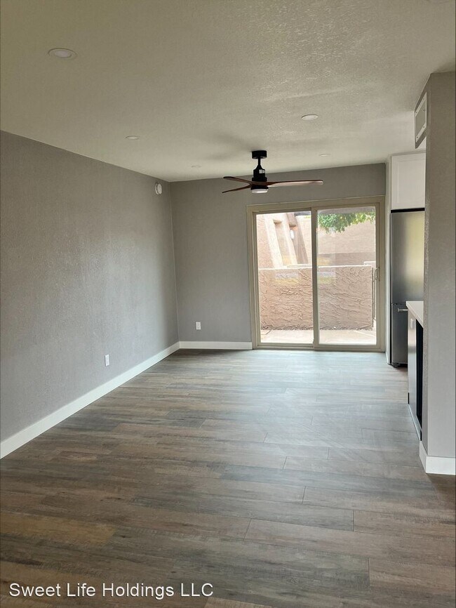 Foto del edificio - 3 br, 2 bath House - 7000 N Via Camello De...