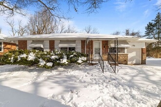 Building Photo - 9604 Colony Dr