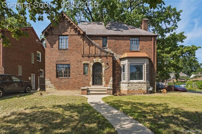 Building Photo - 16661 Linwood St