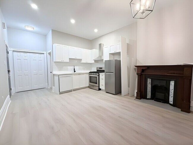 Building Photo - 47 Ontario Ave