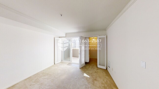 Building Photo - 8300 Oceanview Terrace