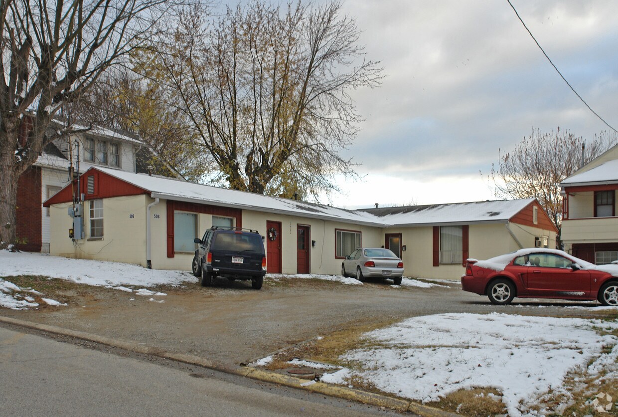 504506 34th St, Vienna, WV 26105 Apartments in Vienna, WV