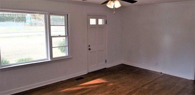 Building Photo - 1436 Joiner Rd