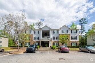 Building Photo - 10104 Fairington Ridge Cir