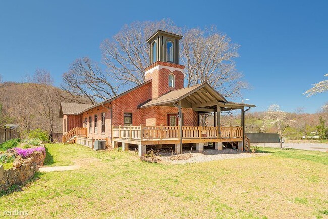 Building Photo - 4 br, 3.5 bath House - 351 Beaverdam Loop ...