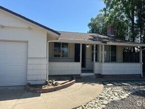Building Photo - 4420 26th Ave