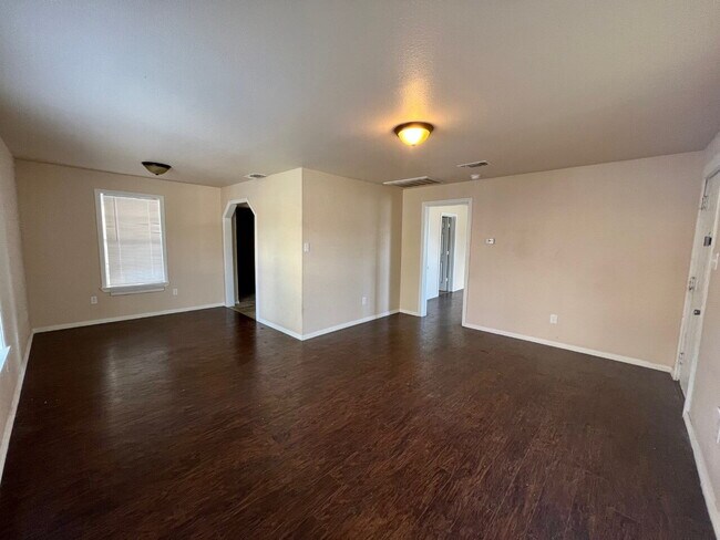 Foto del edificio - Beautiful Remodel Close to TTU