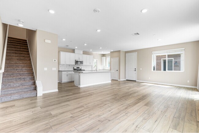 Foto del edificio - 2195 Bluestone Cir