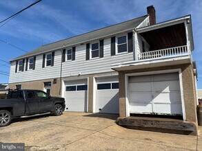 Building Photo - 659 N Main St