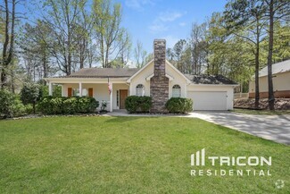 Building Photo - 227 Piedmont Dr