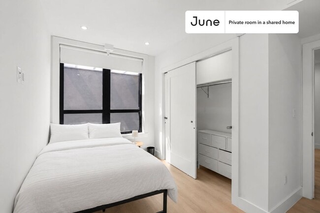 Building Photo - Room in Shared 3 bed/2 bath home in Dupont Circle
