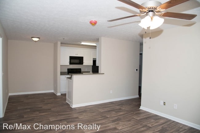 Building Photo - 4002 Armour Ave