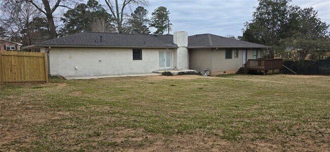 Building Photo - 5189 Forest Dr SE