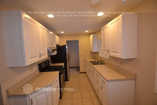 Building Photo - 13222 Ferris Ave