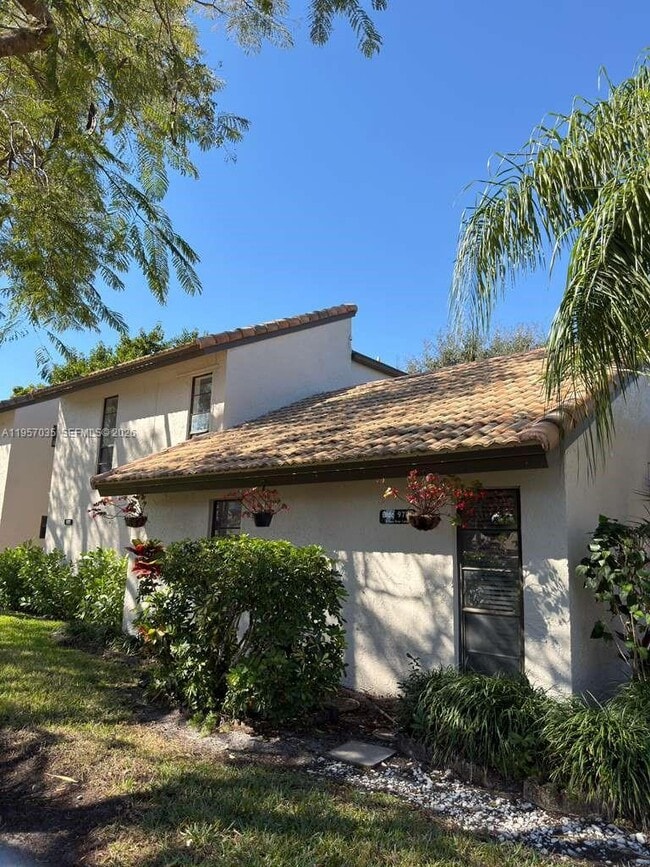 Building Photo - 9719 N New River Canal Rd