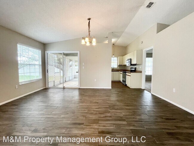 Foto del edificio - 2 br, 2 bath House - 3904 39th Avenue West