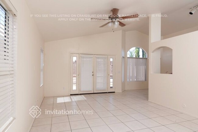 Building Photo - 8374 W Audrey Ln