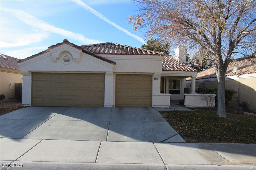 Primary Photo - 3229 Indian Moon Dr