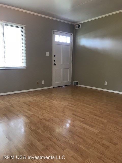 Building Photo - 2 br, 1 bath House - 3405 Raymond St.