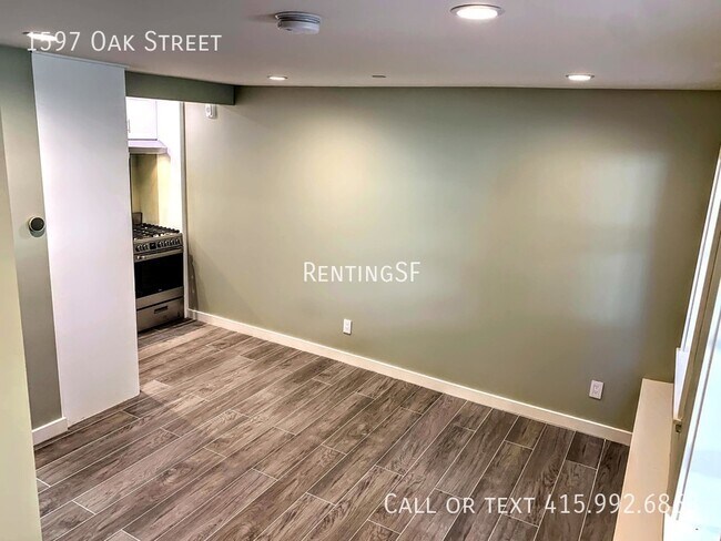 Foto del edificio - 1597 Oak St