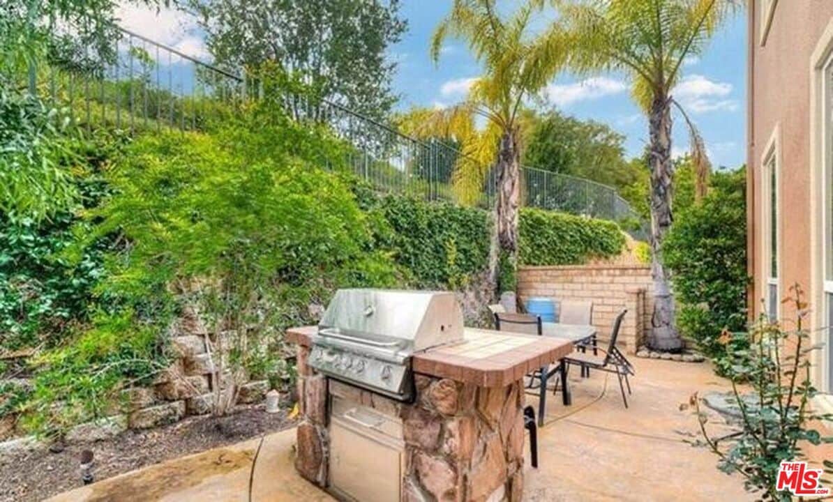 Primary Photo - 27021 Pebble Beach Dr