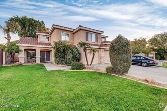 Building Photo - 913 W Juanita Ave