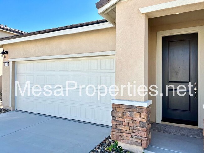 Building Photo - 12417 Pinos Verde Ln