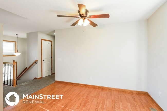 Building Photo - 503 Lake Meadows Dr