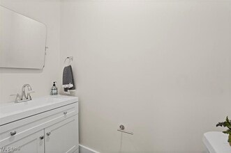 Building Photo - 4210 Peach Ct