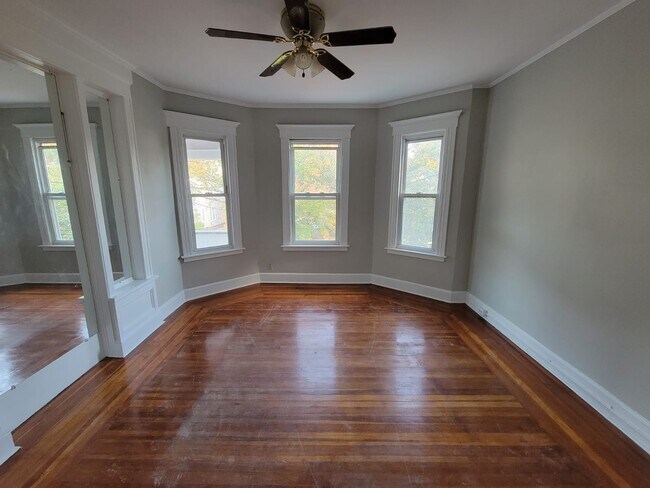 Foto del edificio - 504 Winthrop Ave