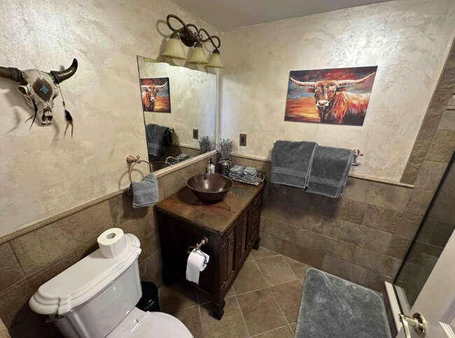 Foto del edificio - 8607 Howe Mountain Dr