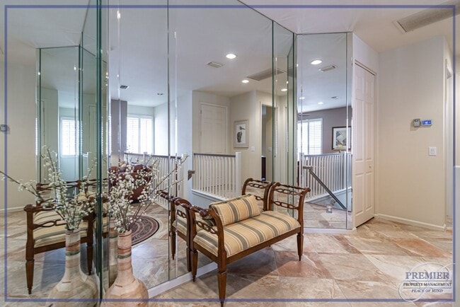 Building Photo - ***PELICAN BAY CRESCENT SEASONAL RENTAL***...