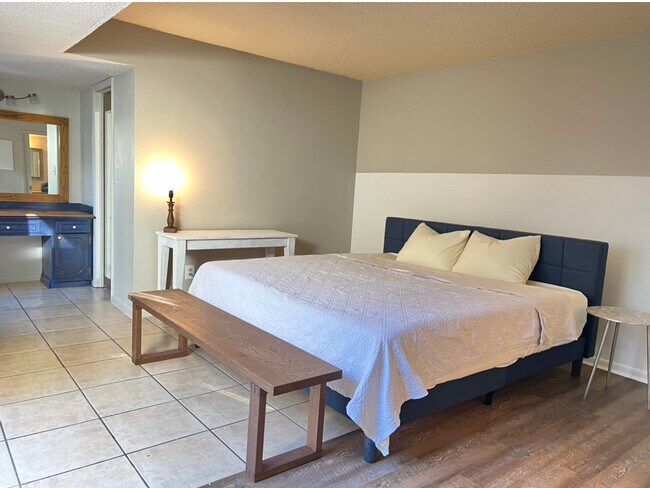 Foto del edificio - 3645 Belmont Rd