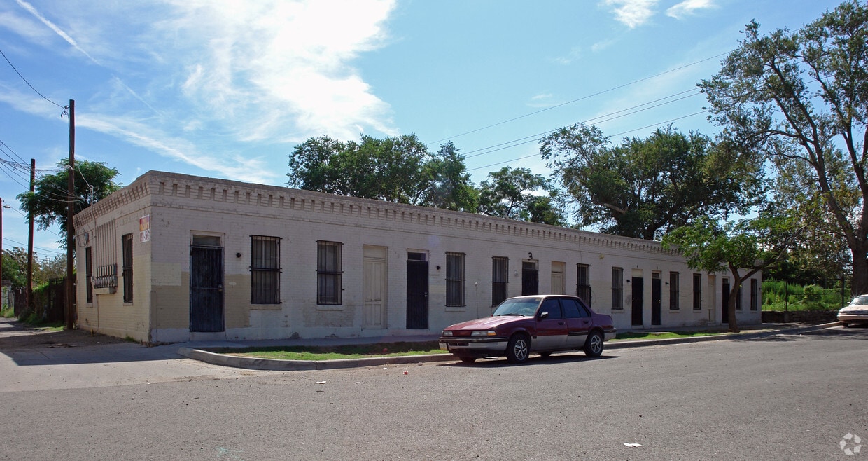 Building Photo - 1900 Olive Ave